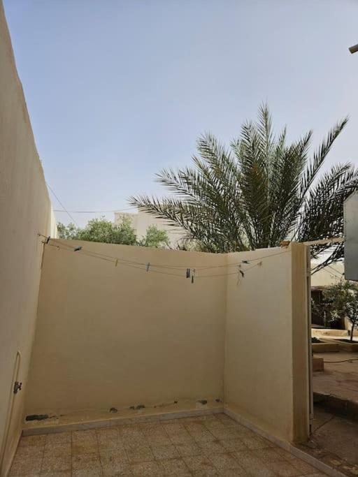 Hadhri Appartement Таузар Экстерьер фото